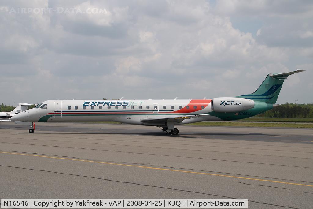 N16546, 2002 Embraer ERJ-145LR (EMB-145LR) C/N 145562, Expressjet Embraer 145
