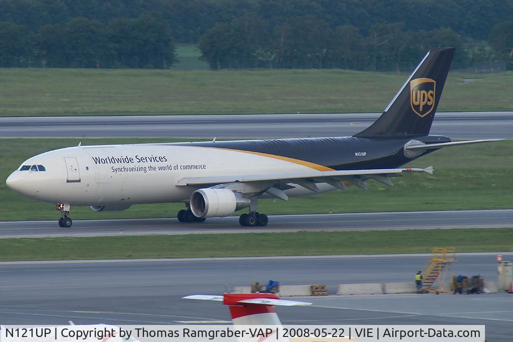 N121UP, 2000 Airbus A300F4-622R C/N 0806, United Parcel Service (UPS) Airbus A300-600