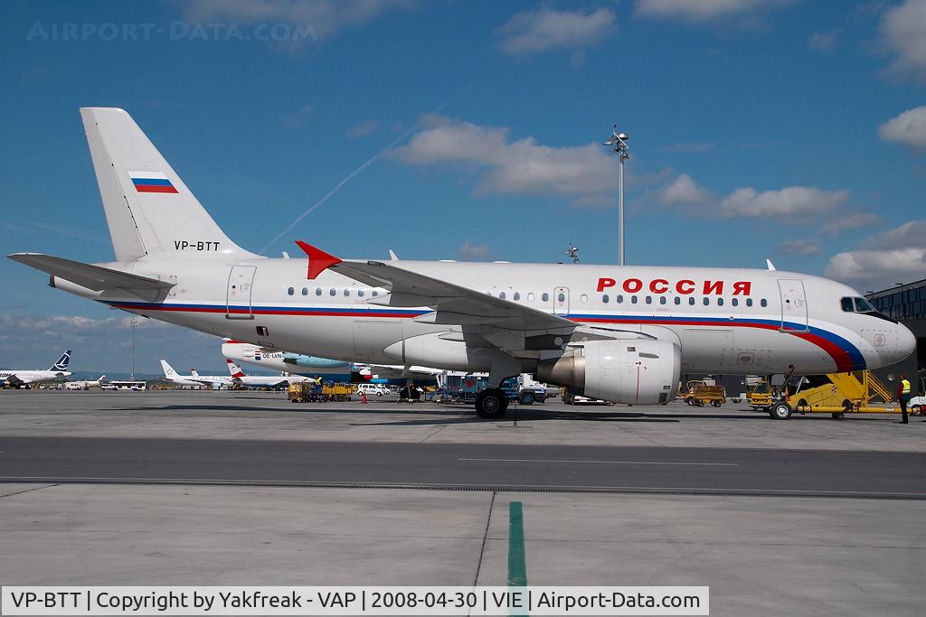 VP-BTT, 2000 Airbus A319-114 C/N 1167, Rossija Airbus 319