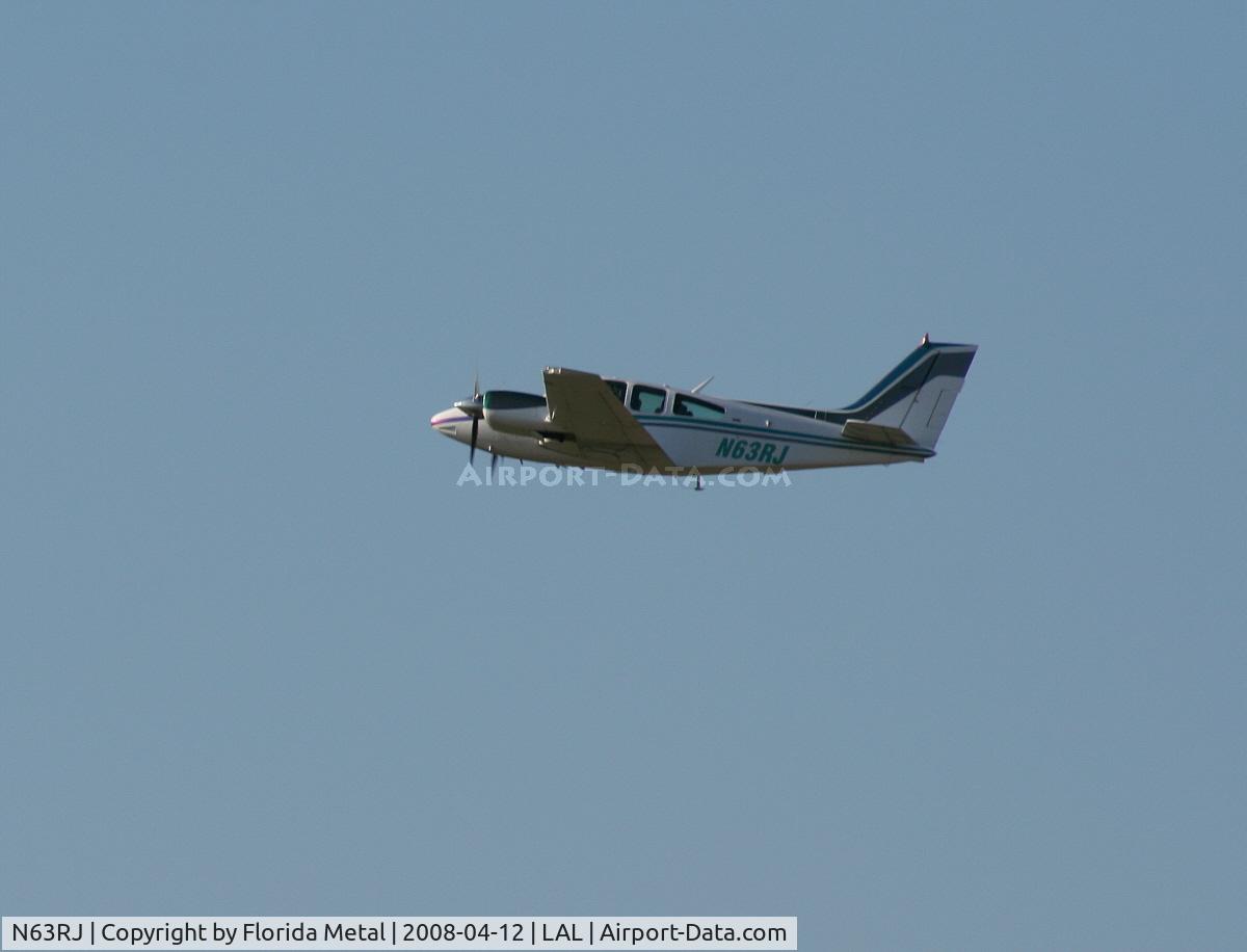N63RJ, 1974 Beech 95-B55 Baron Baron C/N TC-1804, Beech 55