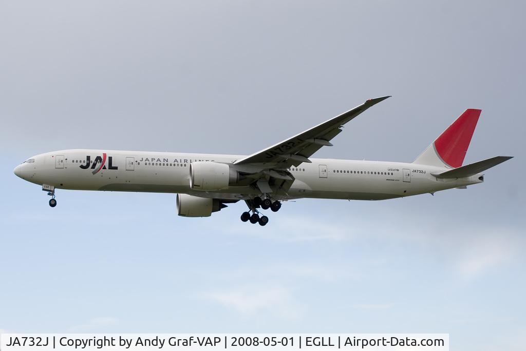JA732J, 2002 Boeing 777-346/ER C/N 32430, JAL 777-300