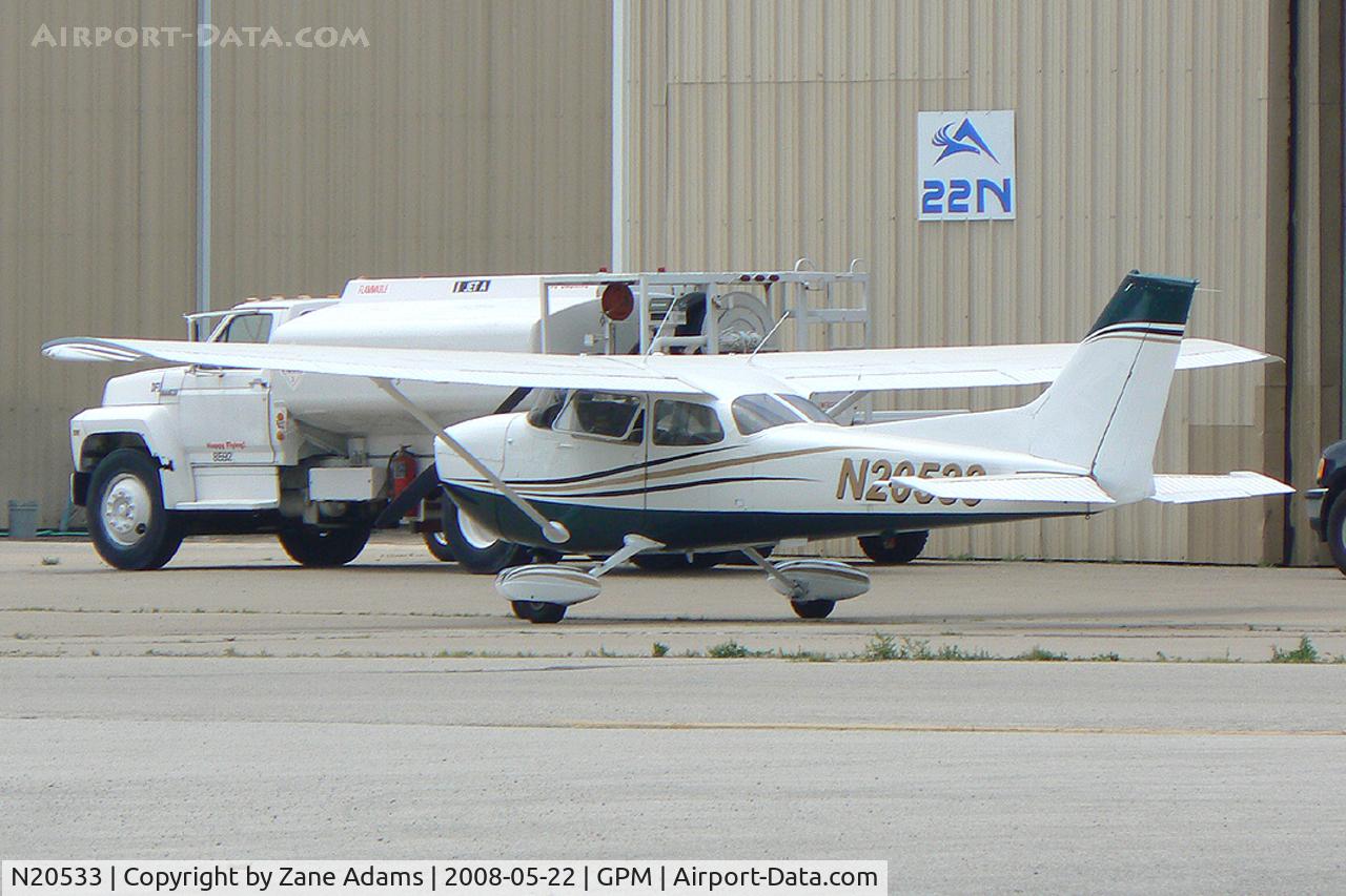 N20533, 1973 Cessna 172M C/N 17261370, At Meacham Field