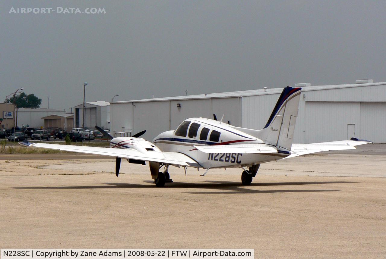N228SC, 1976 Beech 58P Baron C/N TJ-30, At Meacham Field