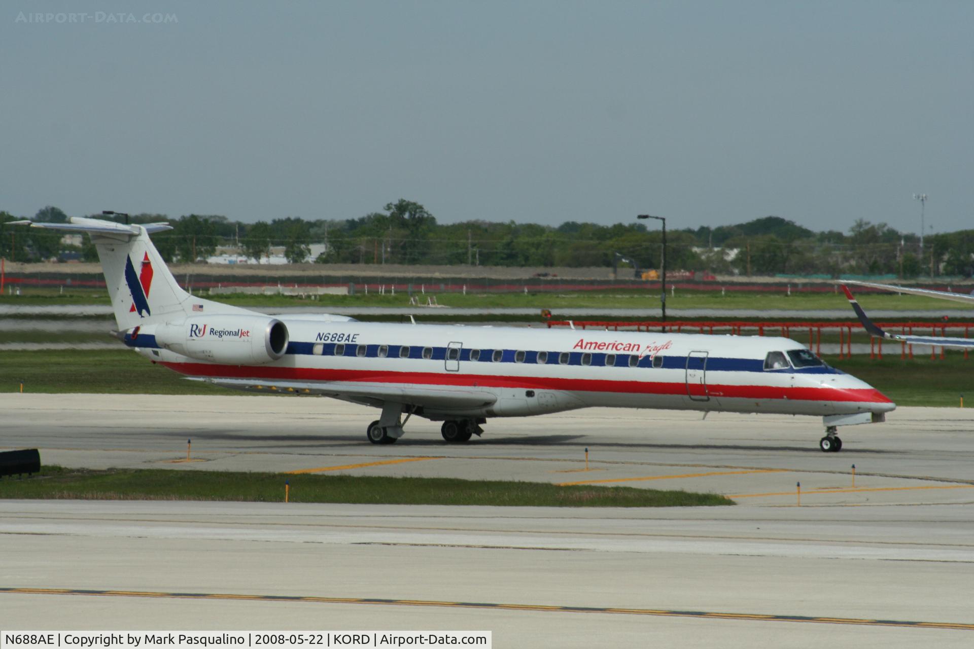 N688AE, 2004 Embraer ERJ-145LR (EMB-145LR) C/N 14500849, EMB-145LR