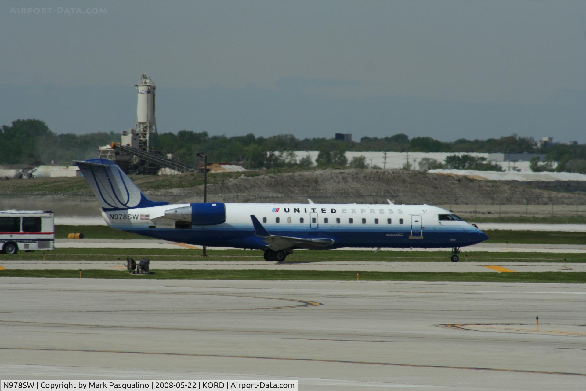 N978SW, 2004 Bombardier CRJ-200ER (CL-600-2B19) C/N 7953, CL-600-2B19