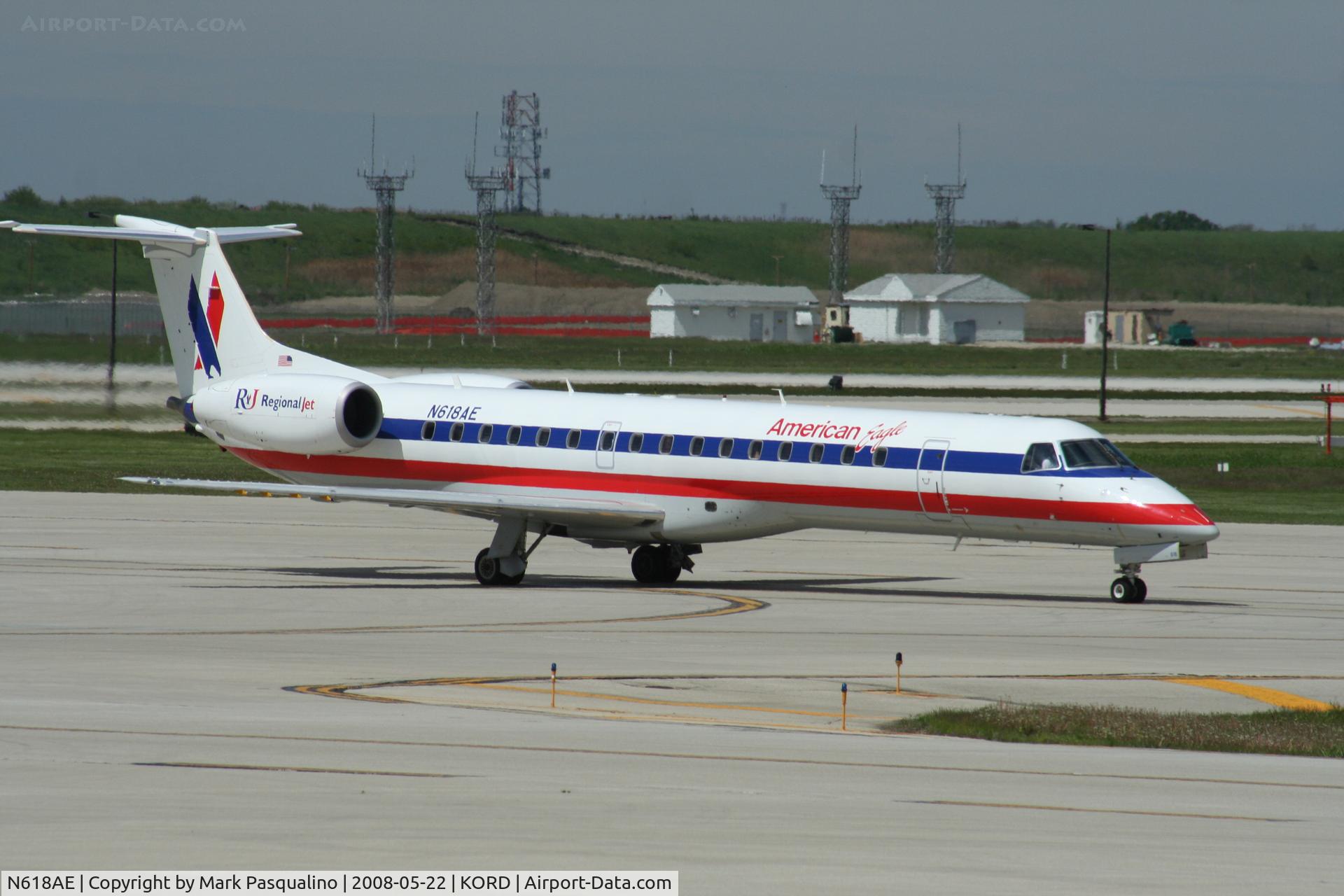 N618AE, 1998 Embraer ERJ-145LR (EMB-145LR) C/N 145097, EMB-145LR