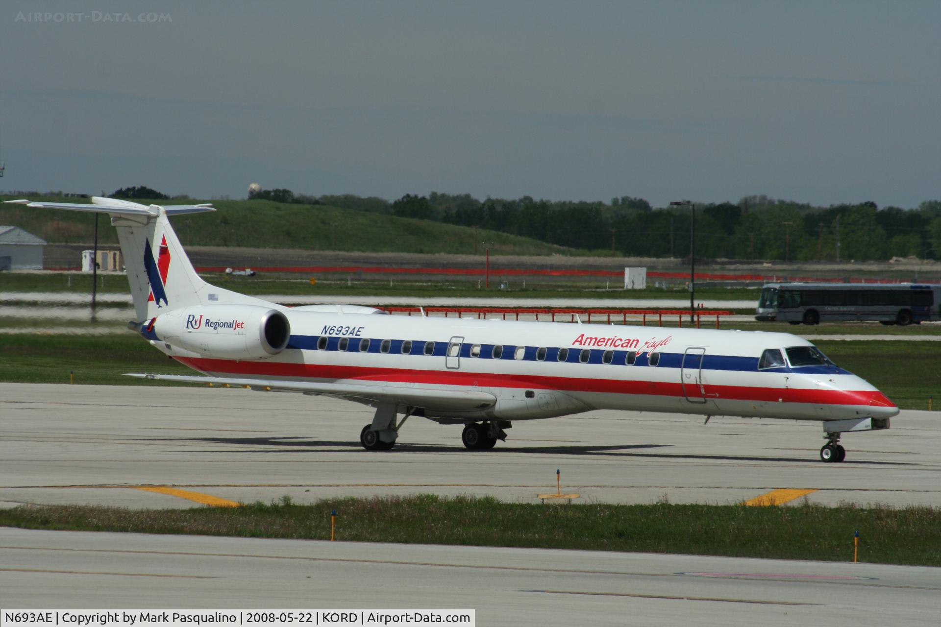 N693AE, 2004 Embraer ERJ-145LR (EMB-145LR) C/N 14500868, EMB-145LR