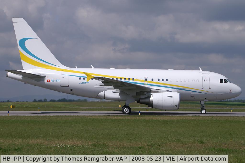 HB-IPP, 2006 Airbus ACJ318 (A318-112/CJ) C/N 2910, Comlux Airbus A318
