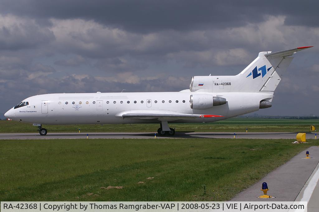 RA-42368, 1989 Yakovlev Yak-42D C/N 4520422914166, Yakservice Yakovlev 42