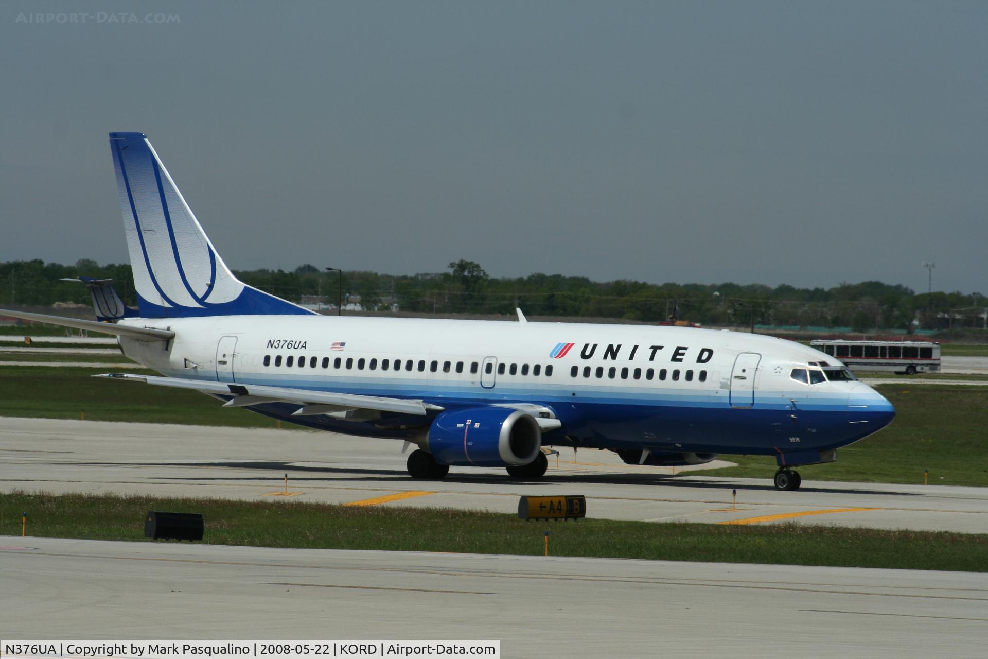 N376UA, 1990 Boeing 737-322 C/N 24641, Boeing 737-300
