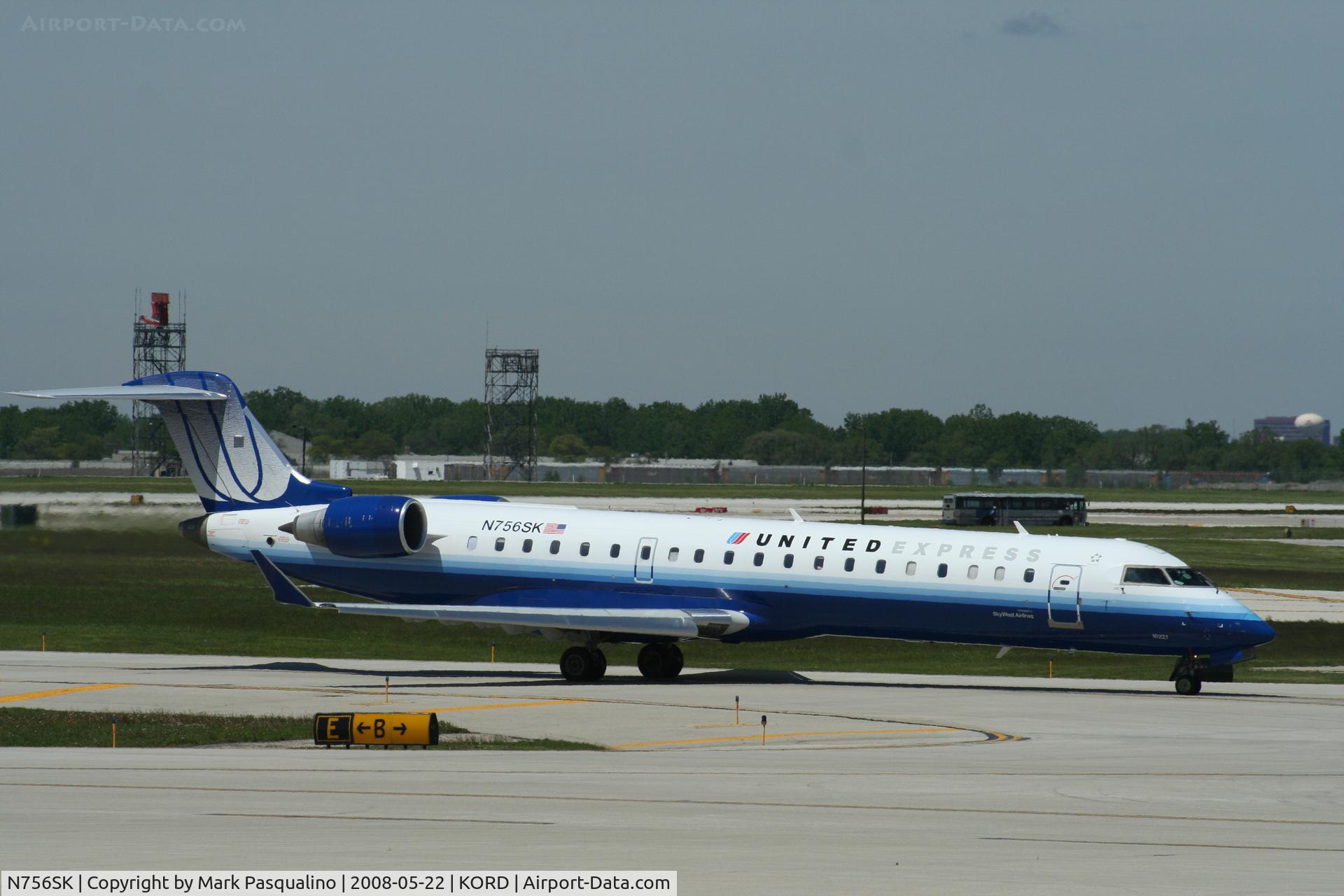 N756SK, 2005 Bombardier CRJ-701ER (CL-600-2C10) Regional Jet C/N 10221, CL-600-2C10