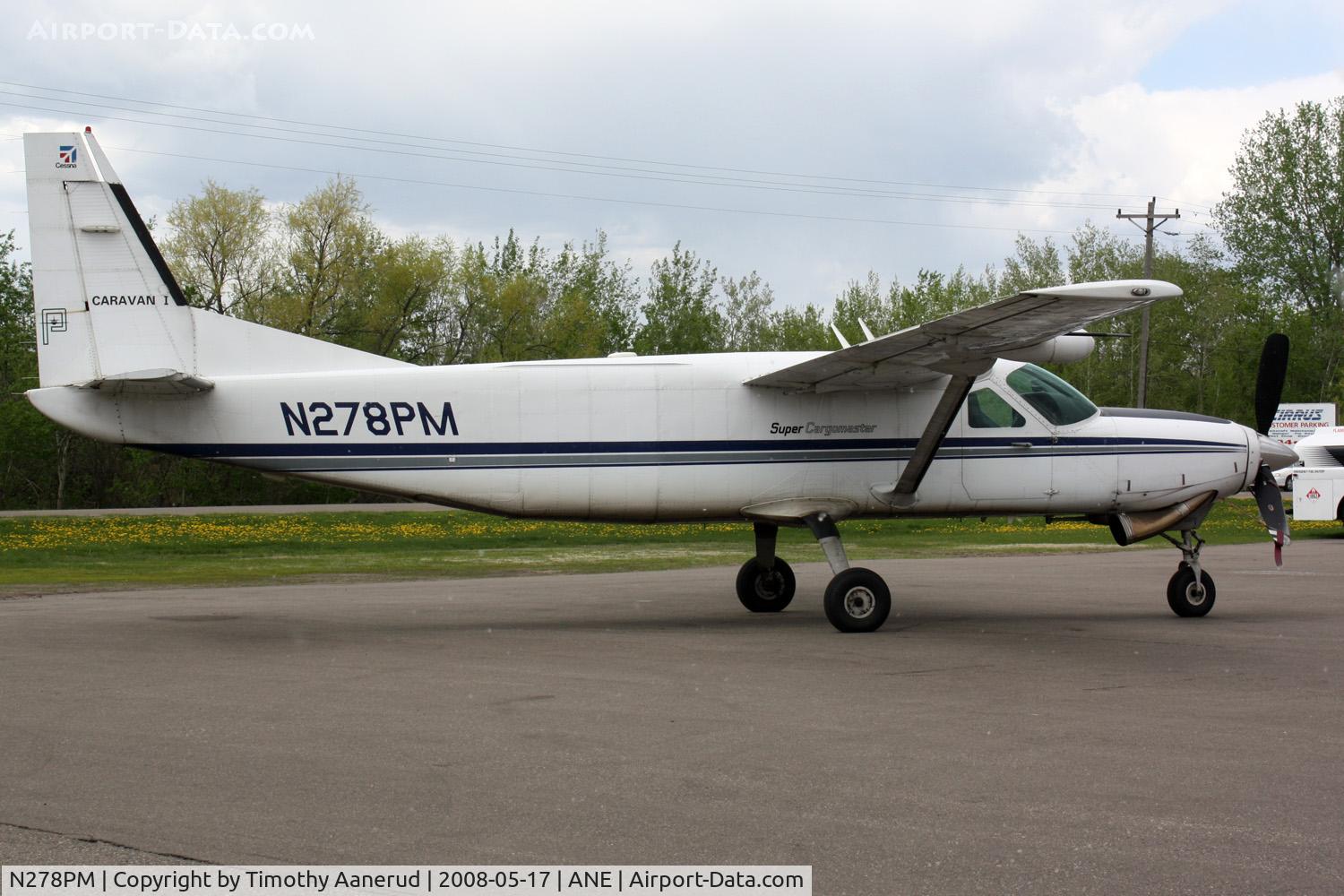 N278PM, 1989 Cessna 208B Grand Caravan C/N 208B0171, Hauling cargo from Anoka County