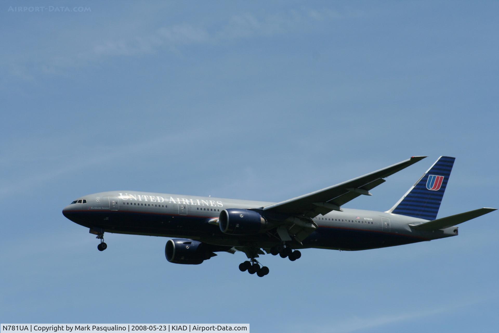 N781UA, 1996 Boeing 777-222 C/N 26945, Boeing 777-200