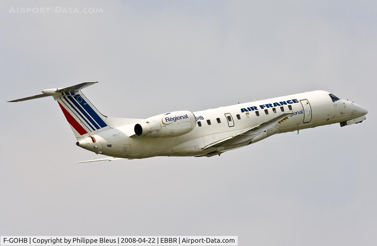 F-GOHB, 1999 Embraer ERJ-135ER (EMB-135ER) C/N 145198, Climbing from rwy 07R in the late afternoon. Main gear retracted and front doors about to close.