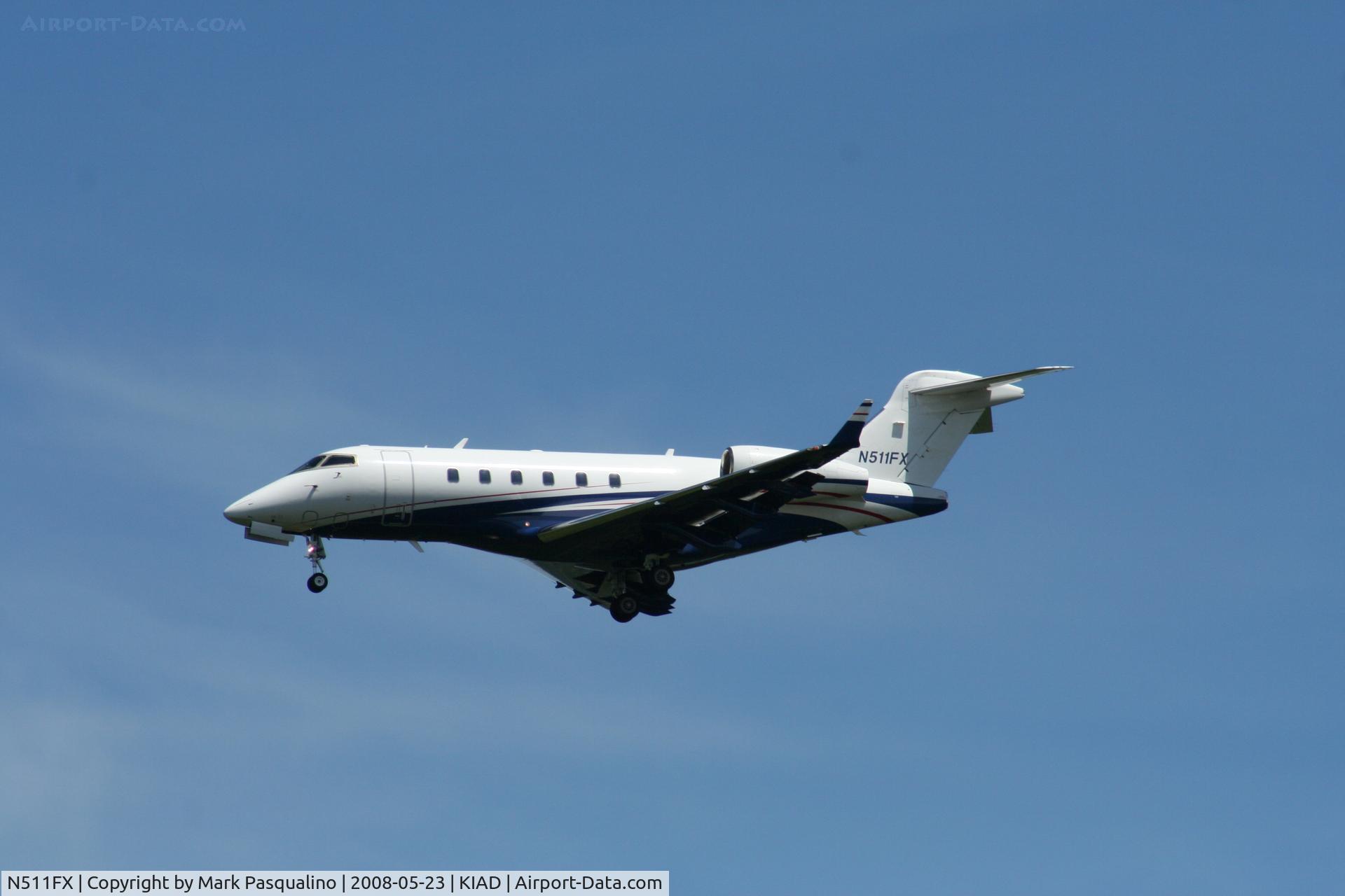 N511FX, 2004 Bombardier Challenger 300 (BD-100-1A10) C/N 20021, BD-100-1A10