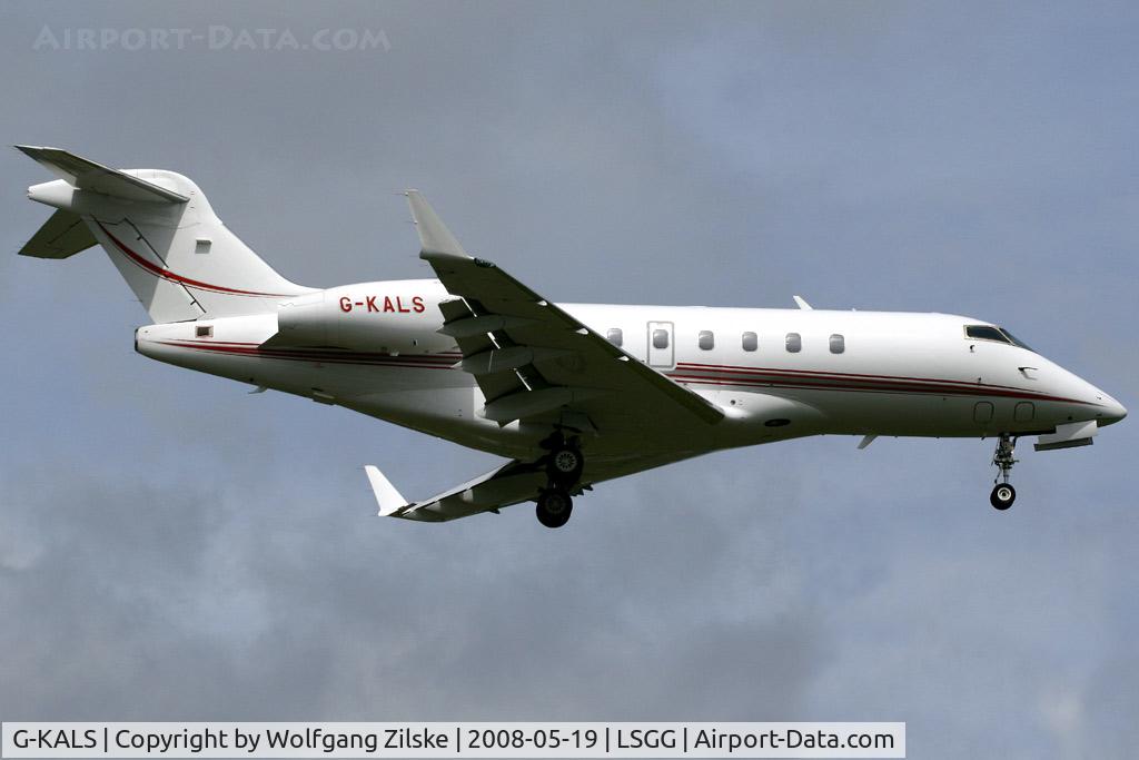 G-KALS, 2006 Bombardier Challenger 300 (BD-100-1A10) C/N 20106, visitor