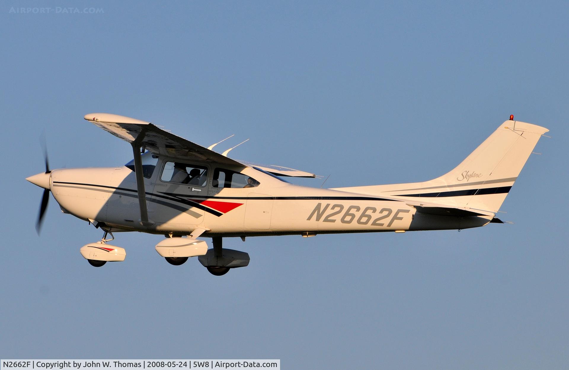 N2662F, 1998 Cessna 182S Skylane C/N 18280337, Departing runway 4