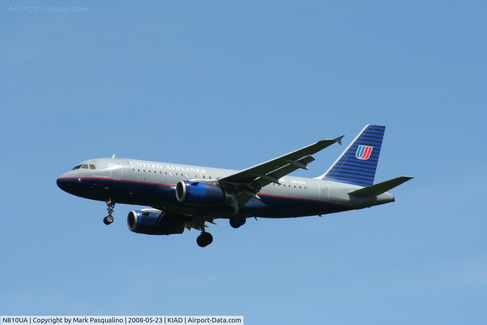 N810UA, 1998 Airbus A319-131 C/N 843, Airbus A319