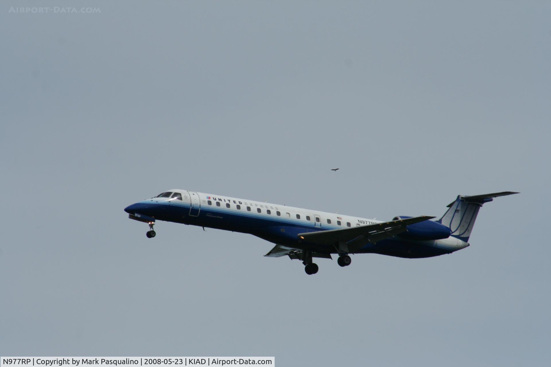 N977RP, 1999 Embraer ERJ-145LR (EMB-145LR) C/N 145185, EMB-145