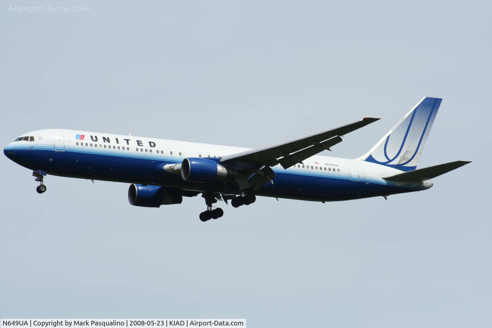 N649UA, 1992 Boeing 767-322 C/N 25286, Boeing 767-300
