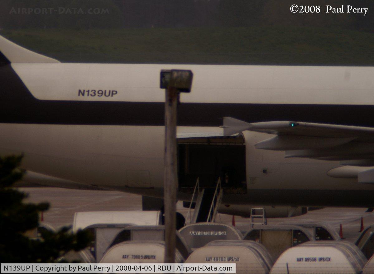 N139UP, 2001 Airbus A300F4-622R(F) C/N 0822, Cargo time