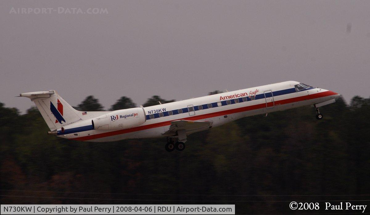 N730KW, 2000 Embraer ERJ-135LR (EMB-135LR) C/N 145346, An American bird catching some air