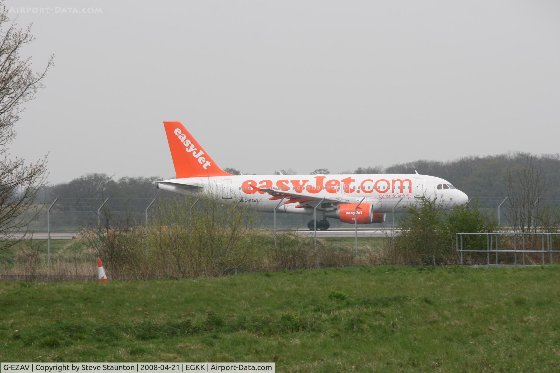 G-EZAV, 2006 Airbus A319-111 C/N 2803, Gatwick Airport 21/04/08 (married 19/04/08 - spotting two days later)