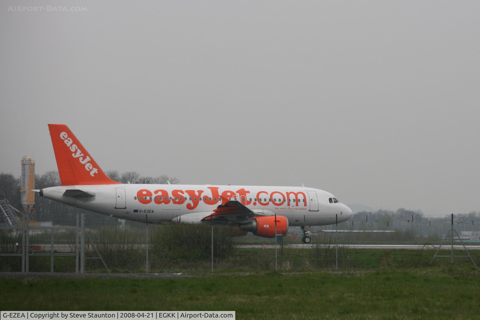 G-EZEA, 2003 Airbus A319-111 C/N 2119, Gatwick Airport 21/04/08 (married 19/04/08 - spotting two days later)