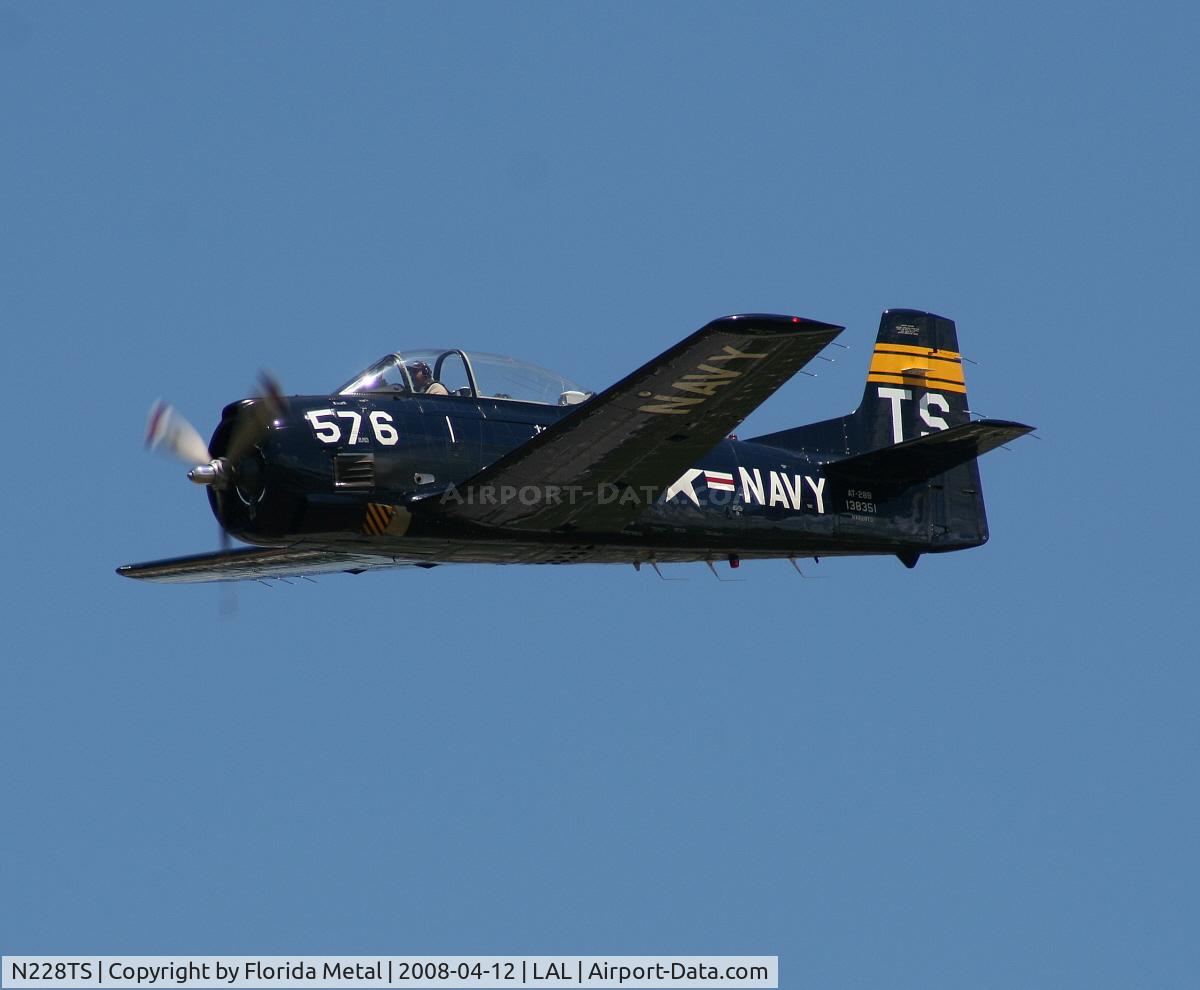 N228TS, 1954 North American T-28D Trojan C/N 200-422, T-28