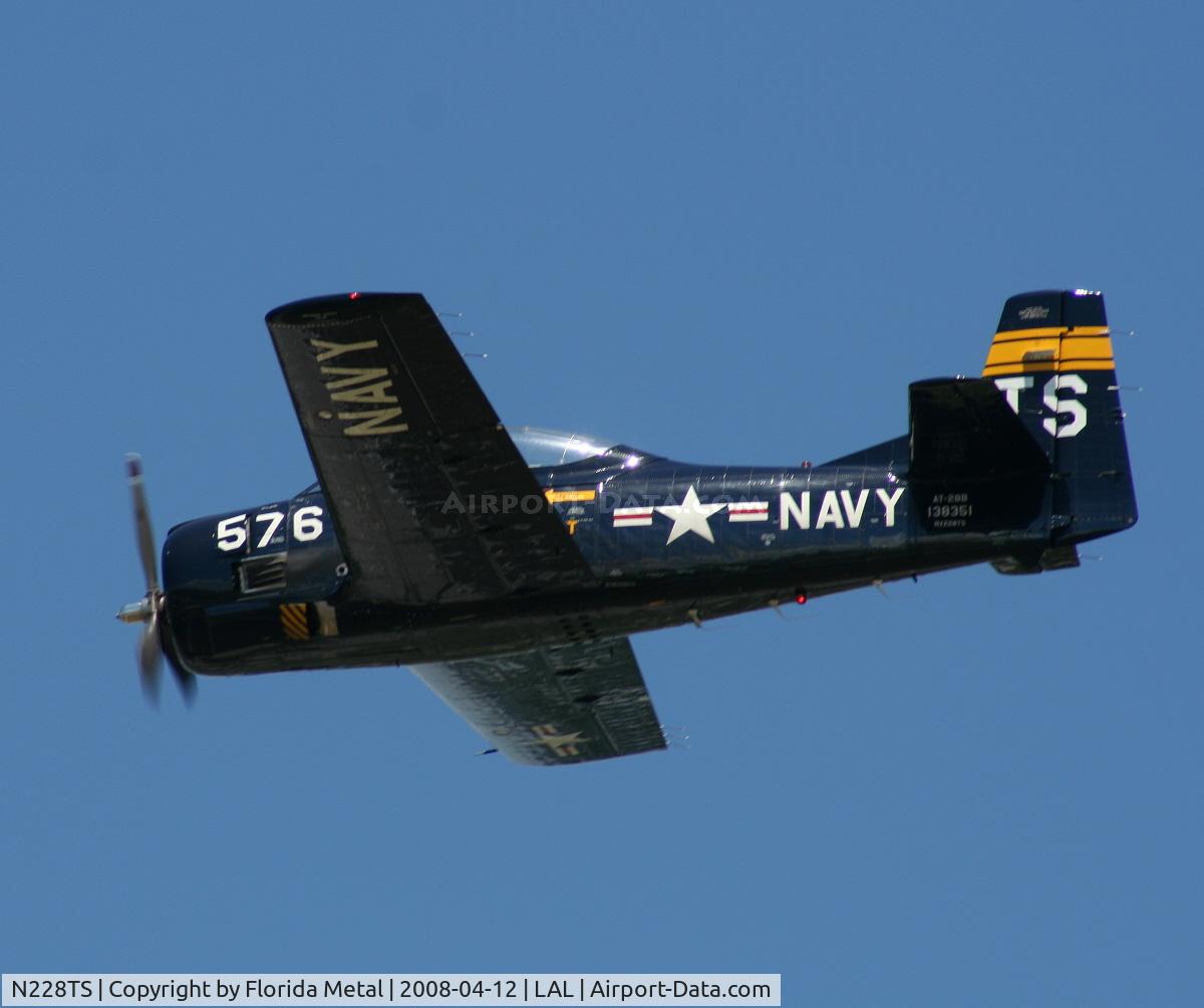 N228TS, 1954 North American T-28D Trojan C/N 200-422, T-28