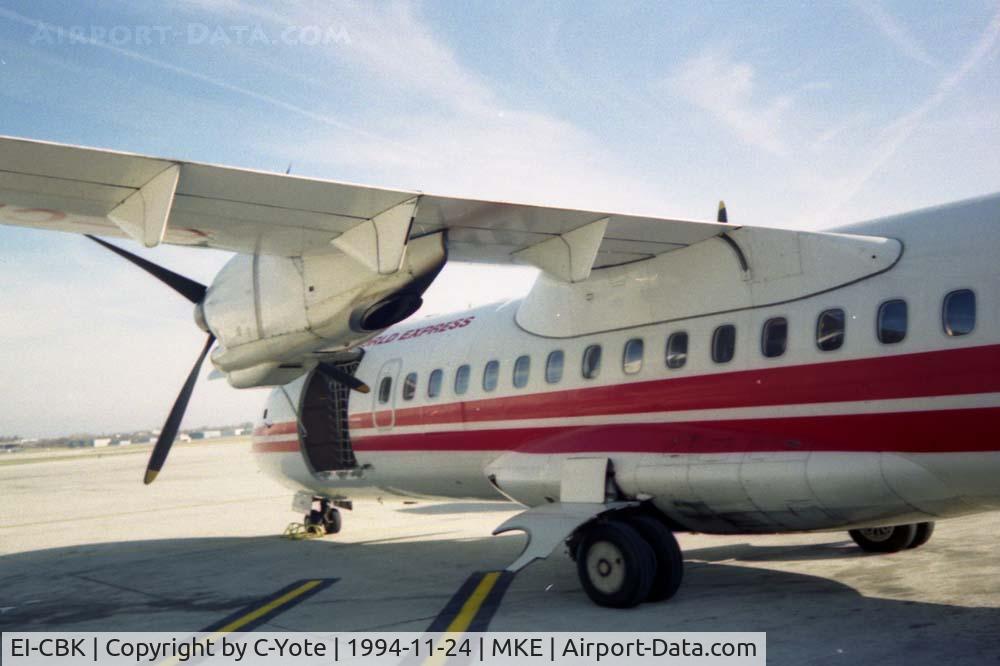EI-CBK, 1990 ATR 42-300 C/N 199, ATR-42 at Mitchell Int'l AP - Milwaukee
