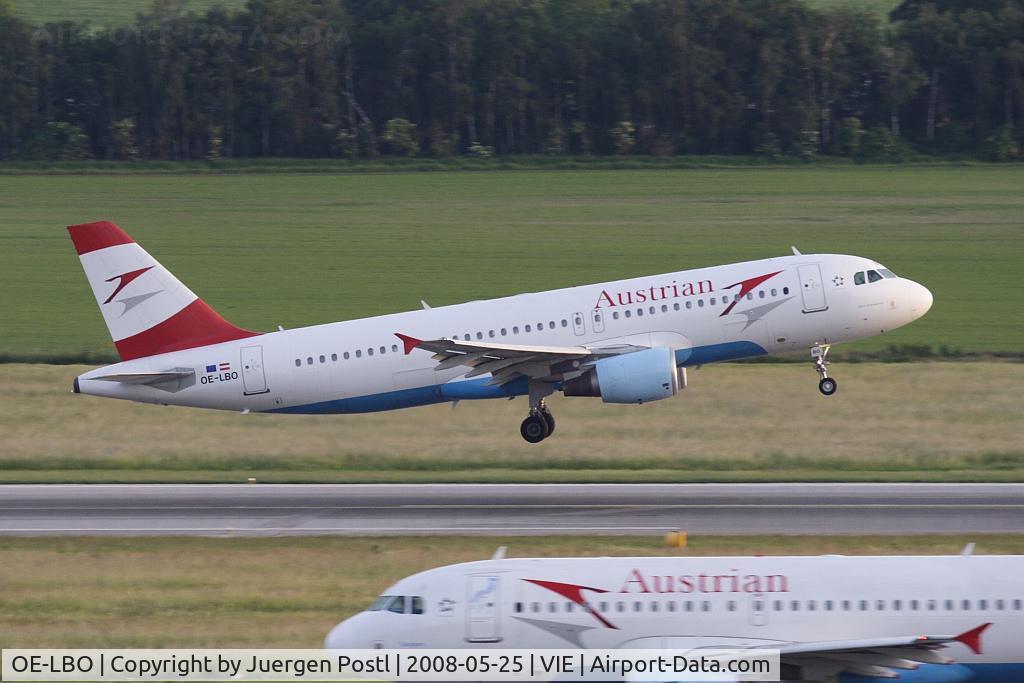 OE-LBO, 1998 Airbus A320-214 C/N 776, Airbus Industries A320-214