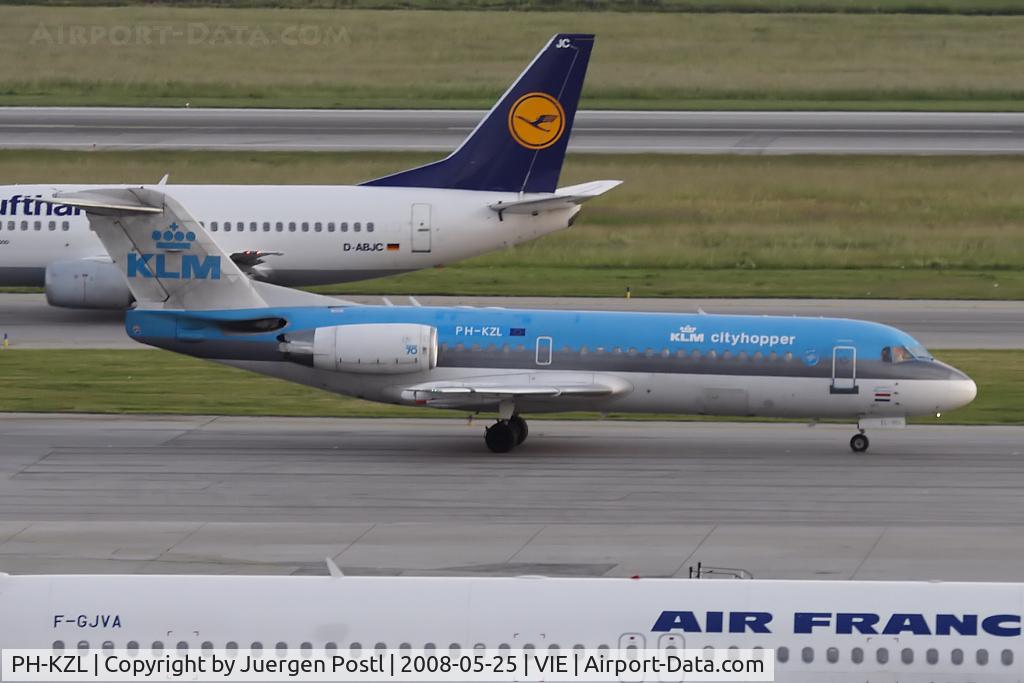 PH-KZL, 1995 Fokker 70 (F-28-0070) C/N 11536, Fokker 70