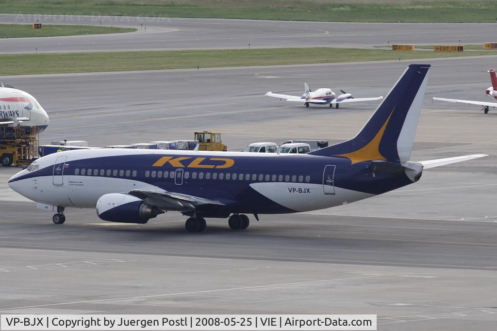 VP-BJX, 1987 Boeing 737-301 C/N 23557, KD Avia Boeing 737-301