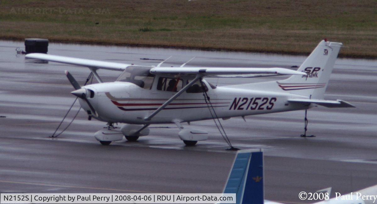 N2152S, 2003 Cessna 172S C/N 172S9444, Wet but ready