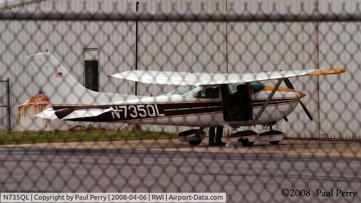 N735QL, 1977 Cessna 182Q Skylane C/N 18265600, Looks like she just got in