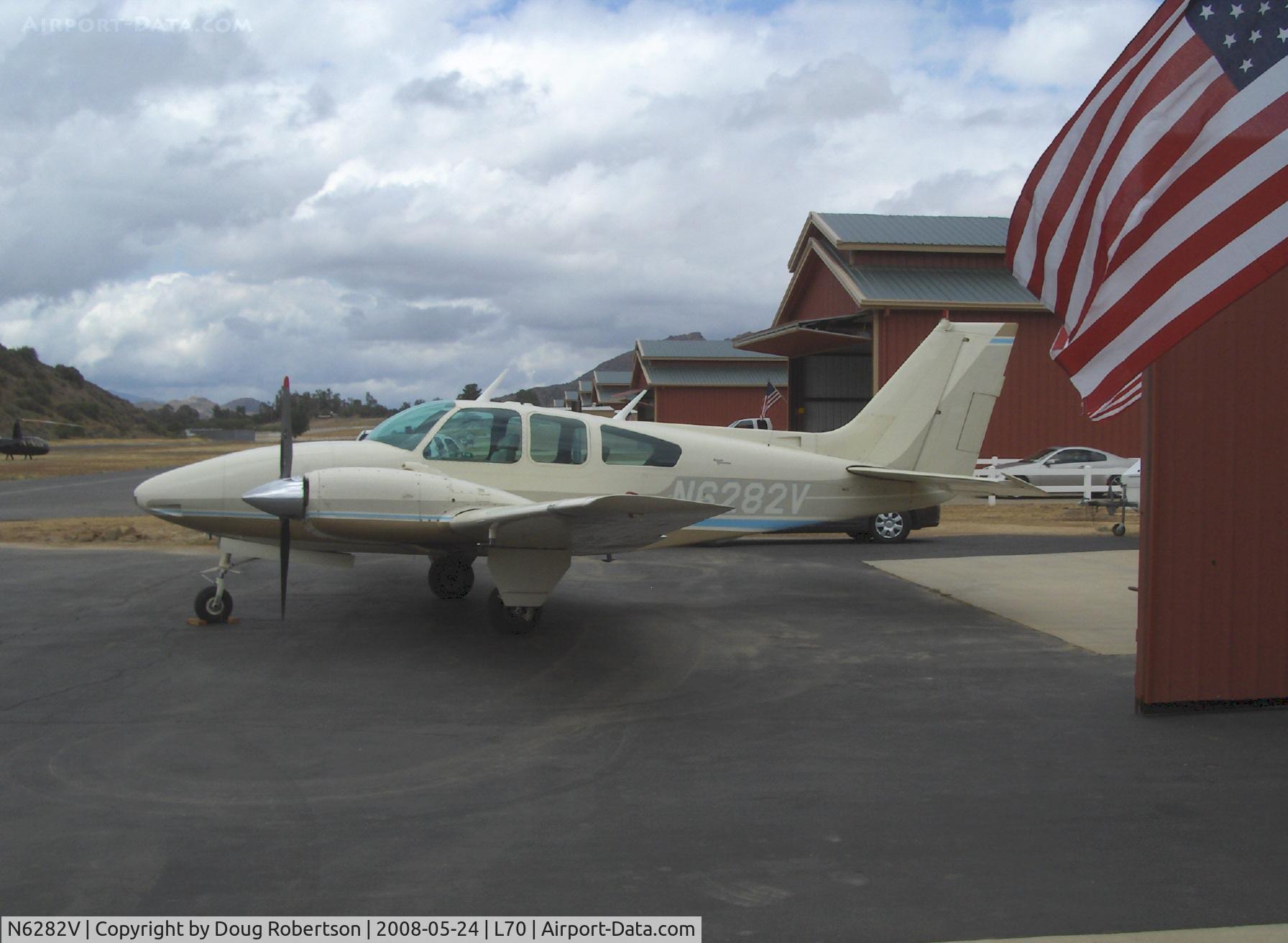 N6282V, 1967 Beech D55 Baron C/N TE-463, 1967 Beech 95 D55 BARON, two Continental IO-520-C 285 Hp each