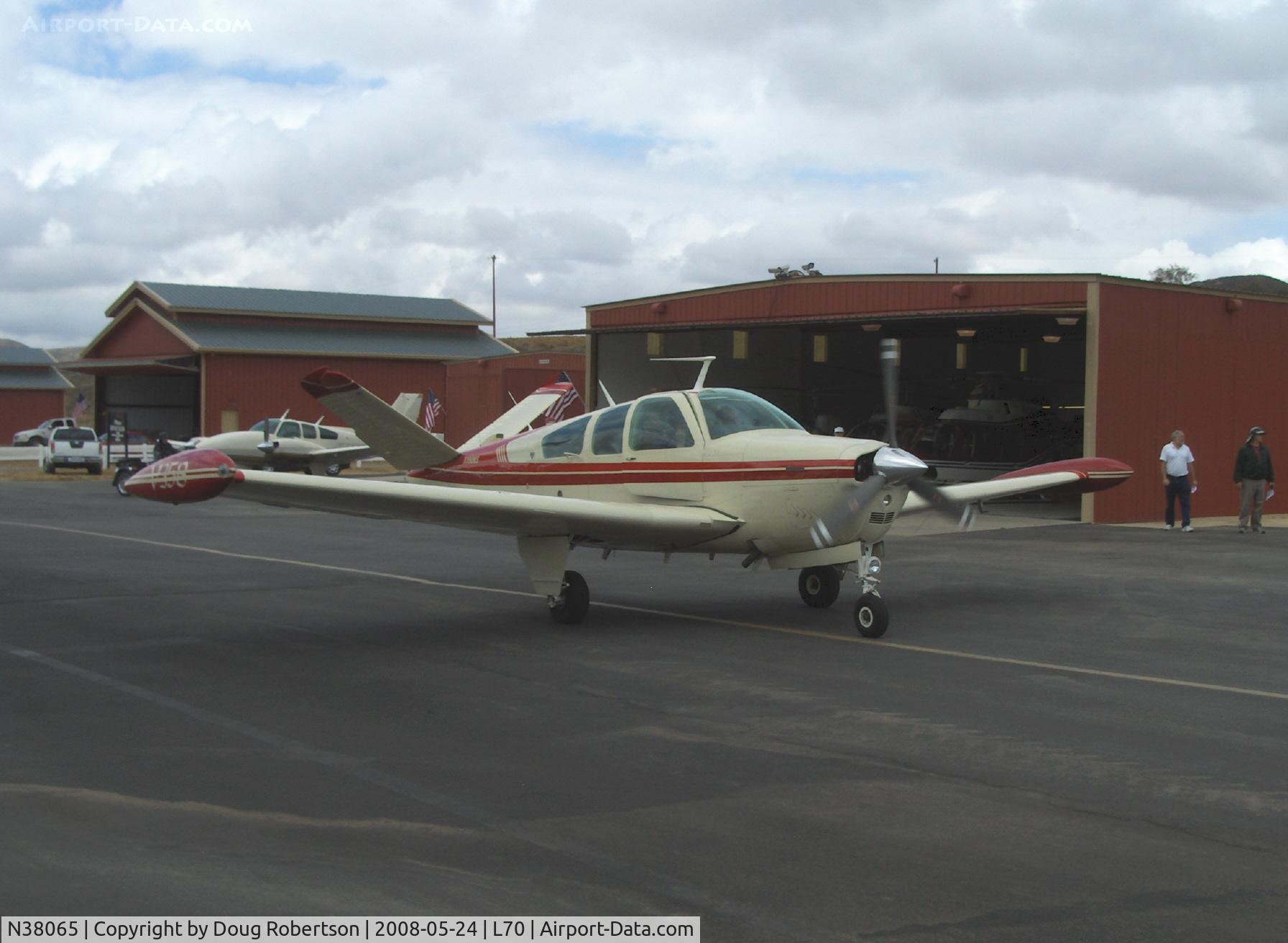 N38065, 1980 Beech V35B Bonanza C/N D-10361, 1980 Beech V35B BONANZA, Continental IO-520-B 285 Hp, taxi back