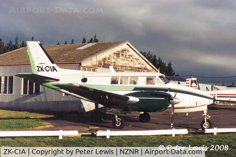 ZK-CIA, 1970 Beech 65-B80 Queen Air C/N LD-430, Air Transport (Chatham Islands) Ltd., Chatham Islands - 1997