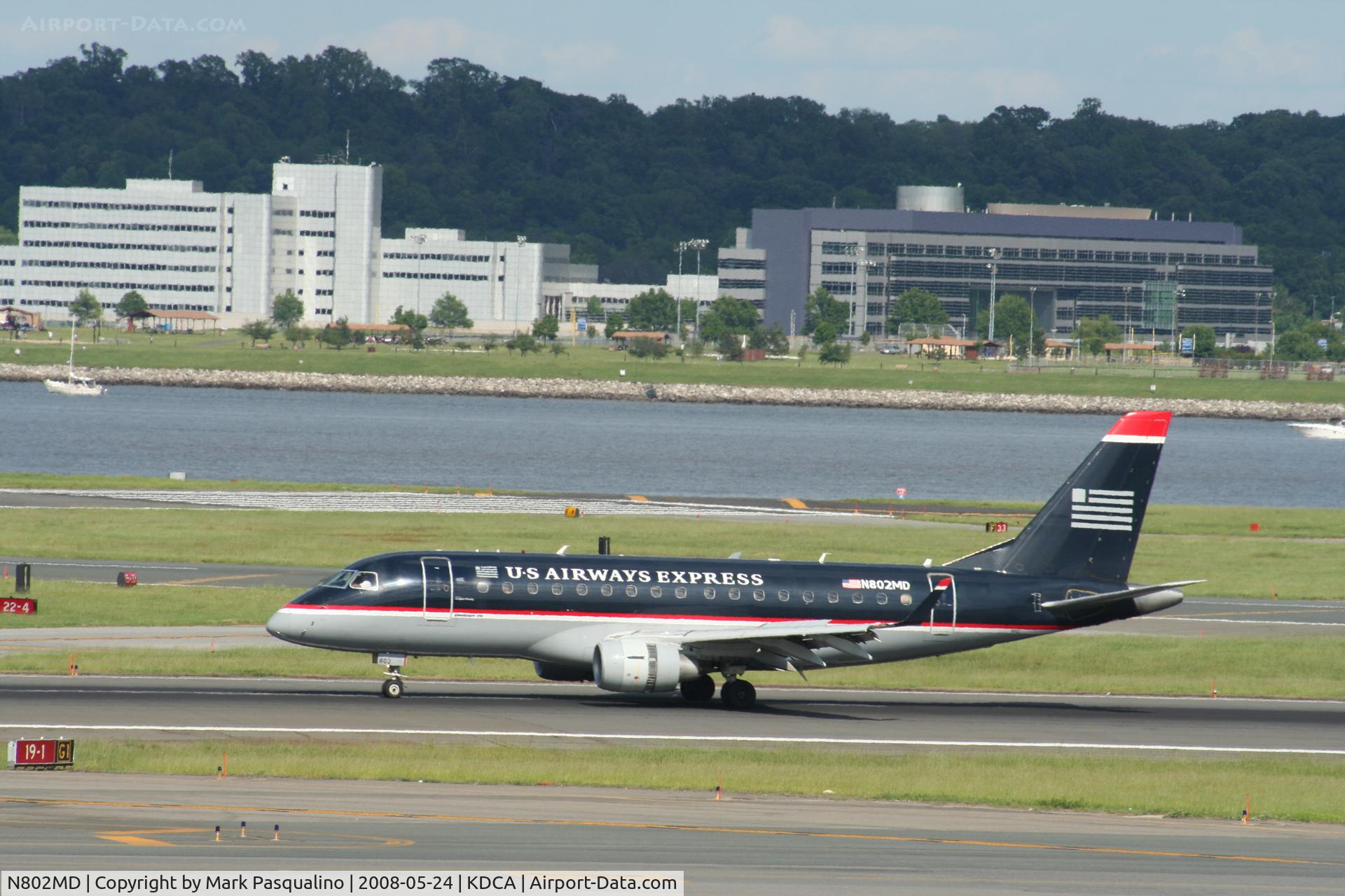 N802MD, 2004 Embraer 170SU (ERJ-170-100SU) C/N 17000013, ERJ 170-100SU