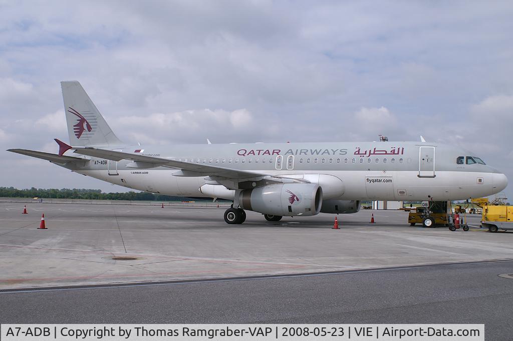 A7-ADB, 2001 Airbus A320-232 C/N 1648, Qatar Airways Airbus A320