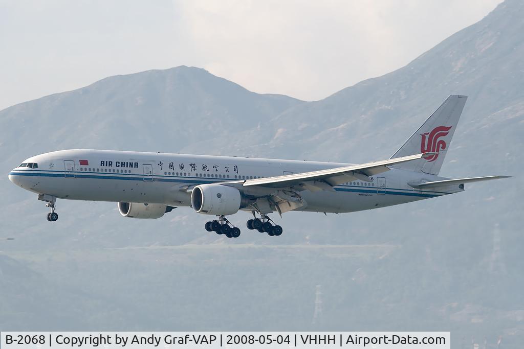 B-2068, 2001 Boeing 777-2J6 C/N 29747, Air China 777-200