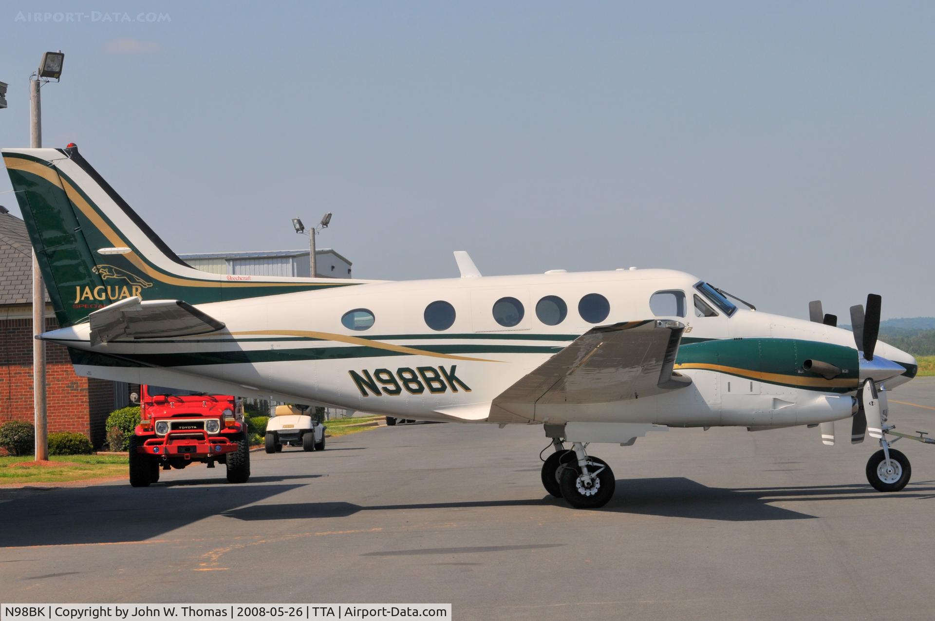 N98BK, 1998 Raytheon C90A King Air C/N LJ-1522, Clean bill of health