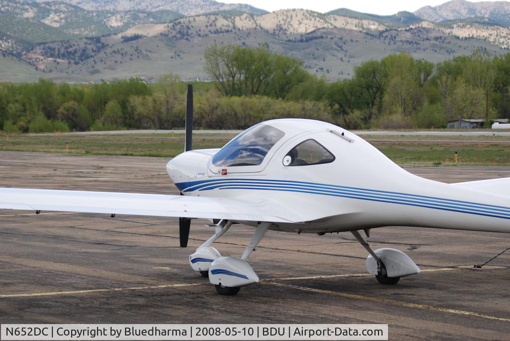 N652DC, 2001 Diamond DA-20C-1 Eclipse C/N C0152, At the Boulder Open House 2008.