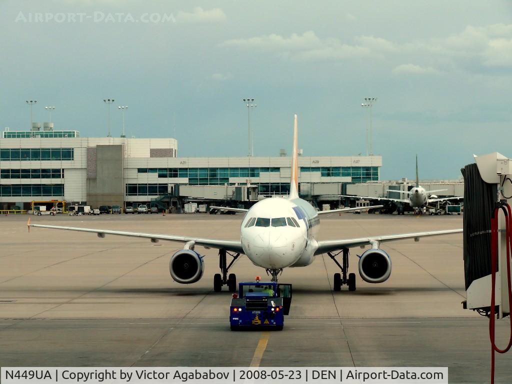N449UA, 1998 Airbus A320-232 C/N 851, At DIA
