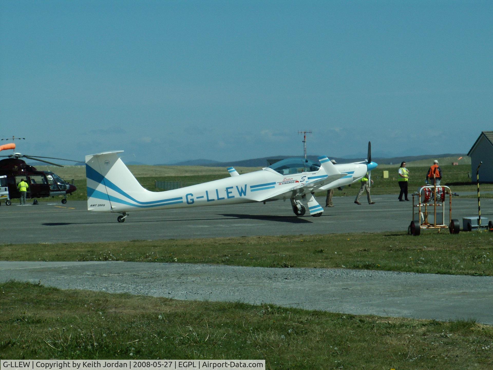 G-LLEW, 2000 Aeromot AMT-200S Super Ximango C/N 200.126, Club Meet. Benbecula