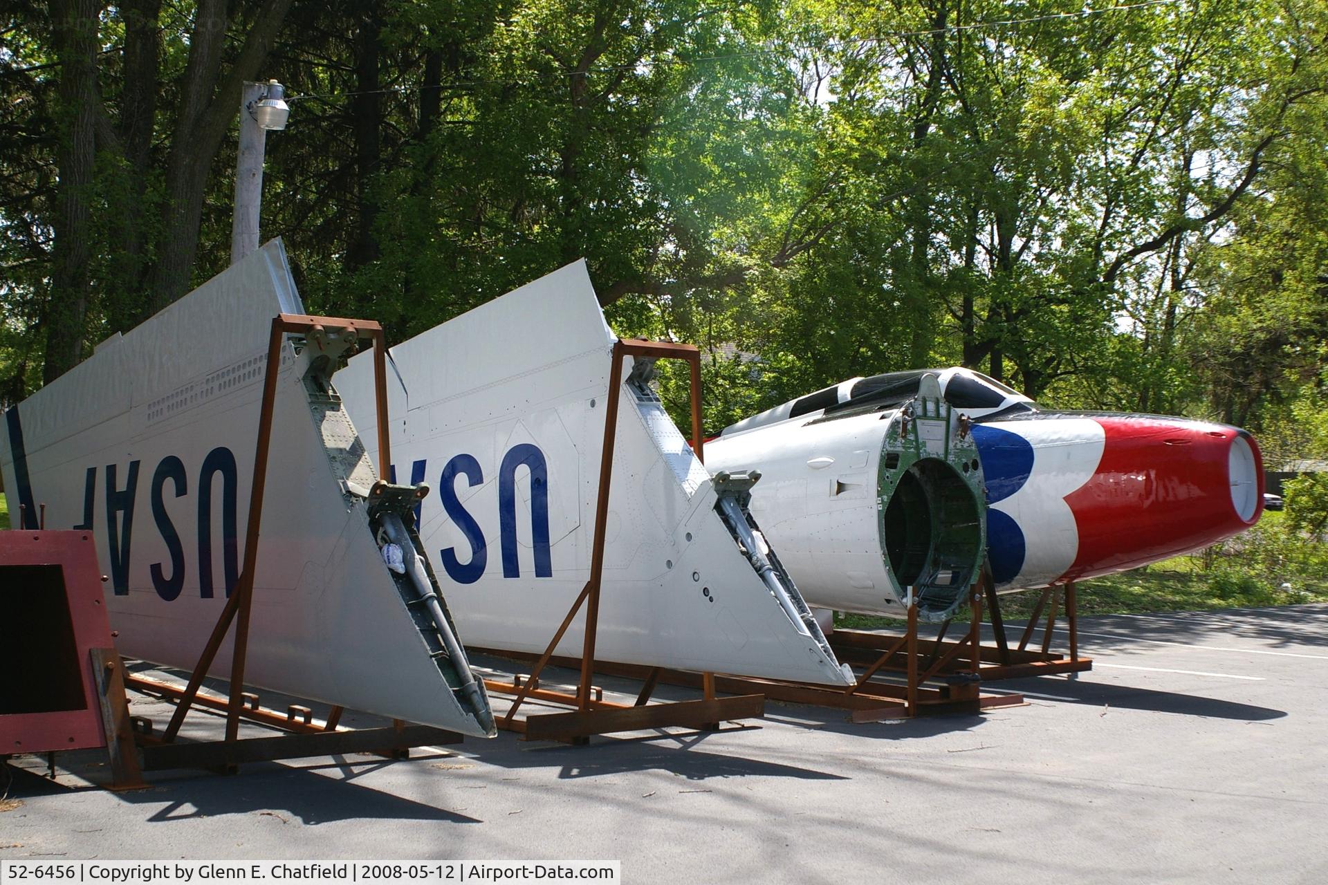 52-6456, 1952 Republic F-84F-35-RE Thunderstreak C/N Not found 52-6456, Freshly painted, to be mounted in front of VFW post in West Chicago, IL