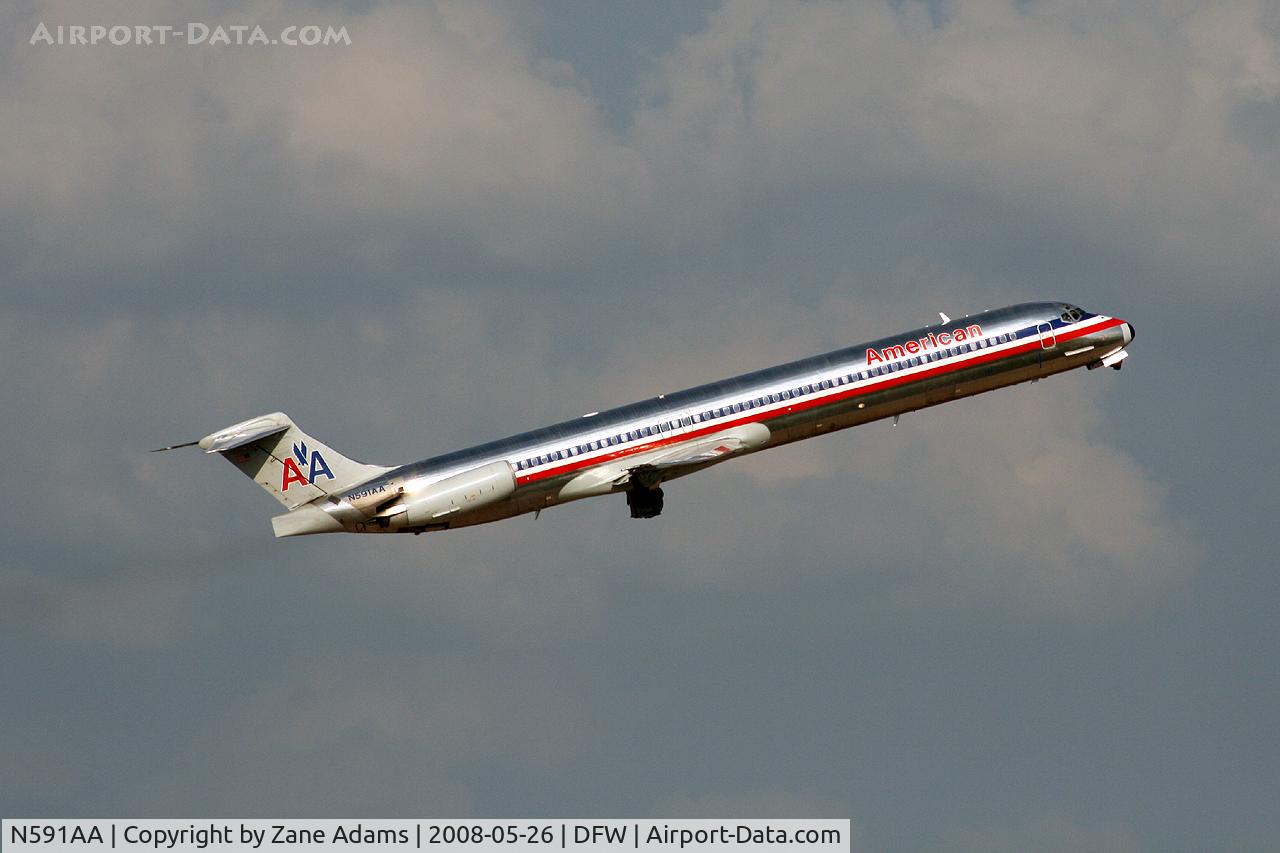N591AA, 1991 McDonnell Douglas MD-83 (DC-9-83) C/N 53254, American Airlines departing DFW