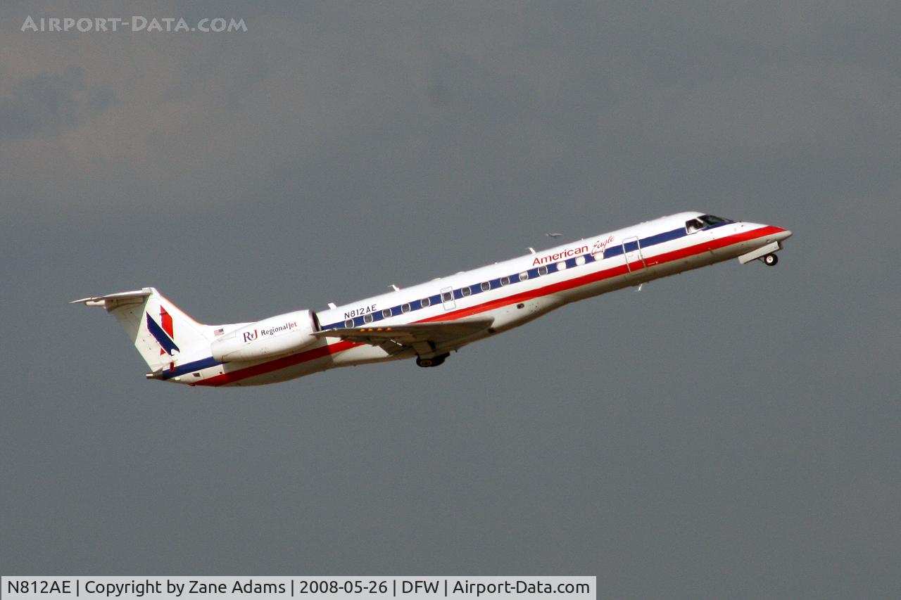 N812AE, 2001 Embraer ERJ-140LR (EMB-135KL) C/N 145531, American Eagle departing DFW