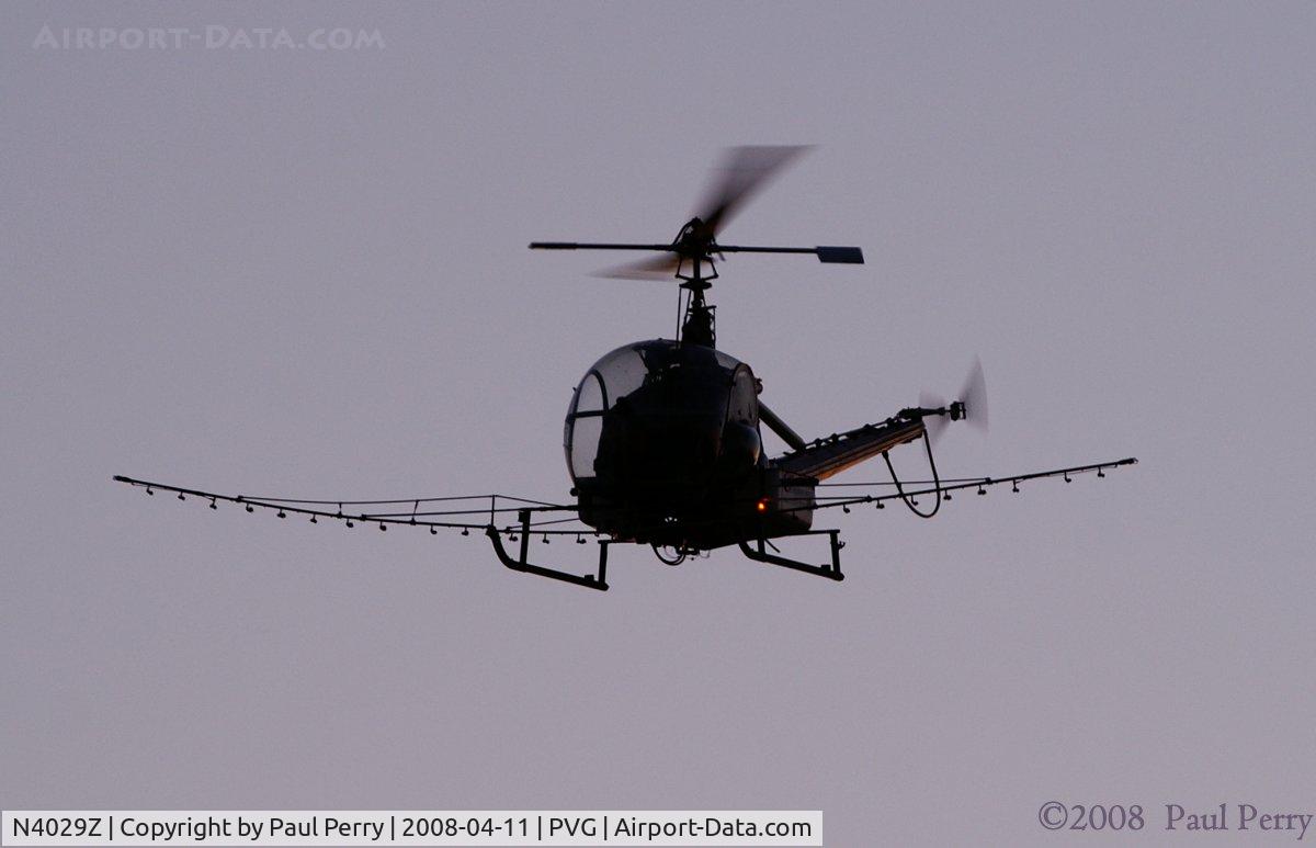 N4029Z, 1980 Hiller UH-12E C/N 5143, I can almost hear 